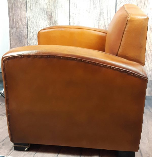 Retro Leather Club Chair